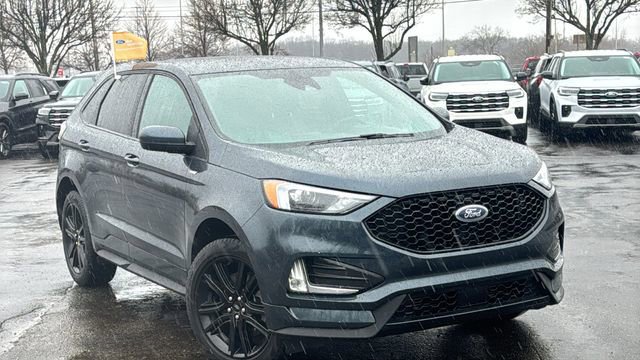 Certified 2023 Ford Edge ST-Line image 8