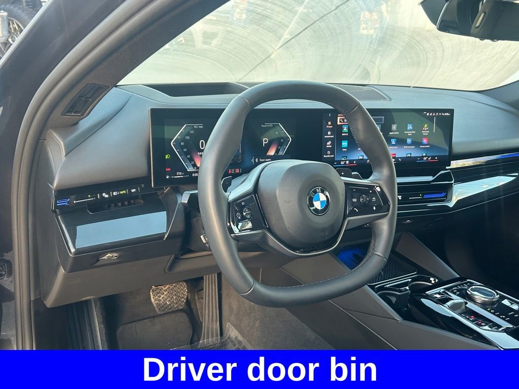 Used 2026 BMW 530i RWD image 33
