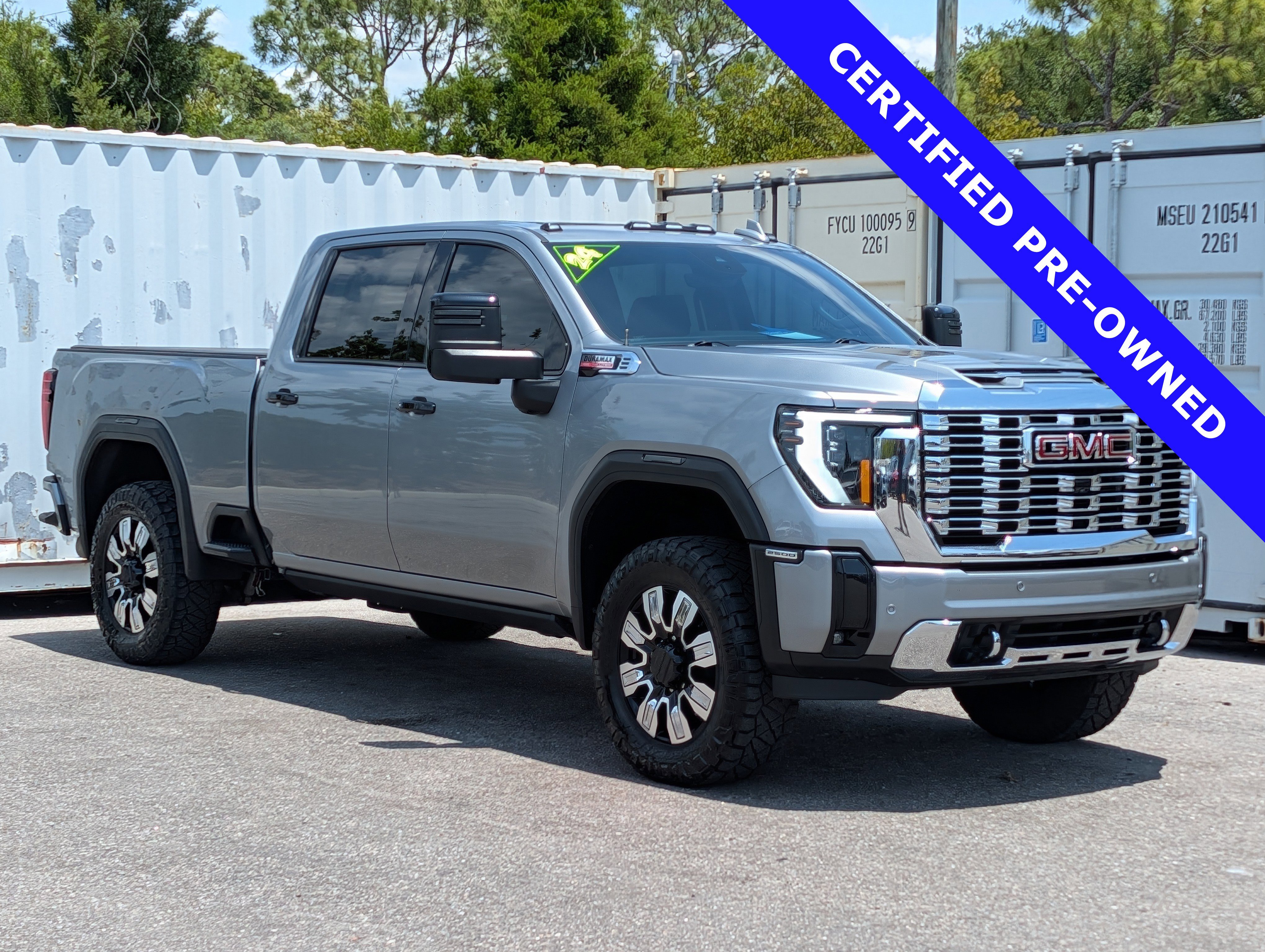 Used 2024 GMC Sierra 2500 Denali w/ Denali Reserve Package AWD/4WD image 2