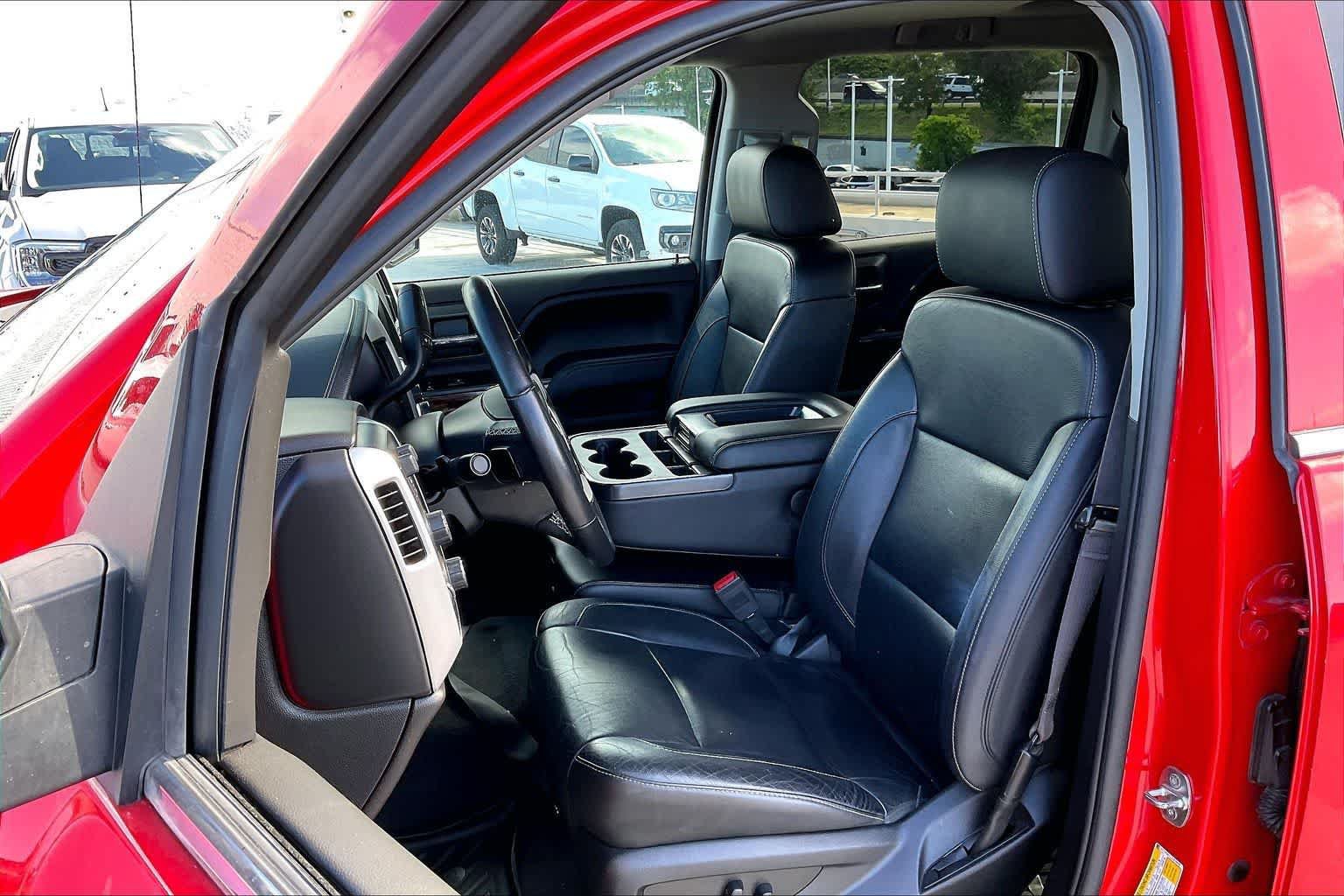 Used 2018 GMC Sierra 1500 SLT w/ SLT Premium Package AWD/4WD image 11