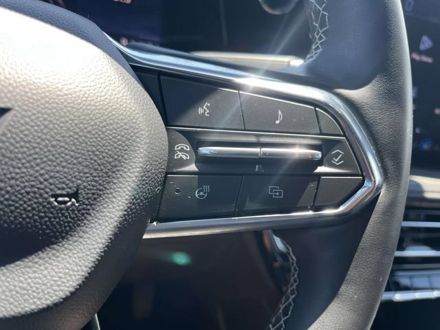 Used 2026 Chevrolet Traverse LT FWD image 22