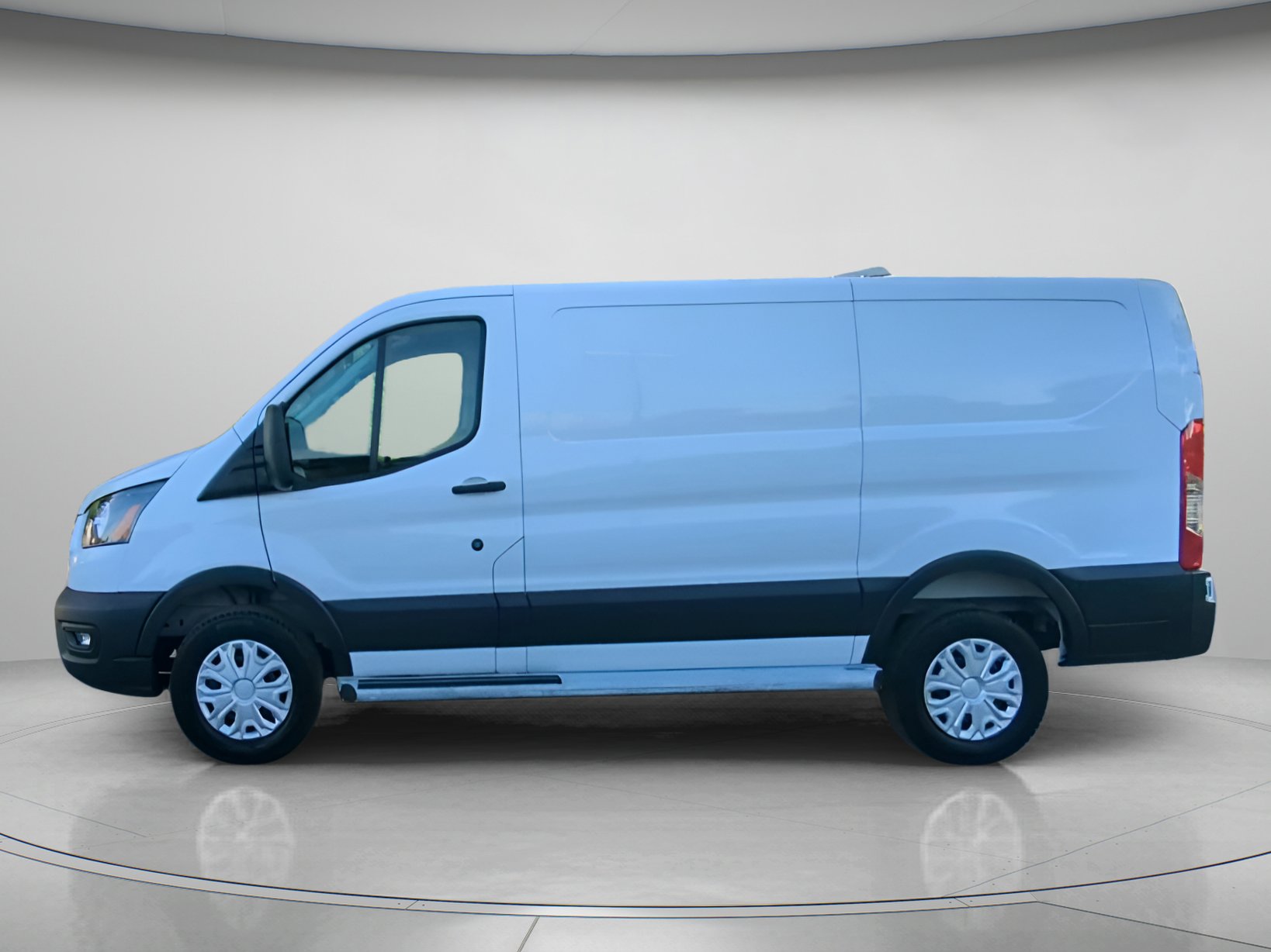Certified 2025 Ford Transit 250 Low Roof w/ Exterior Upgrade Package RWD image 16
