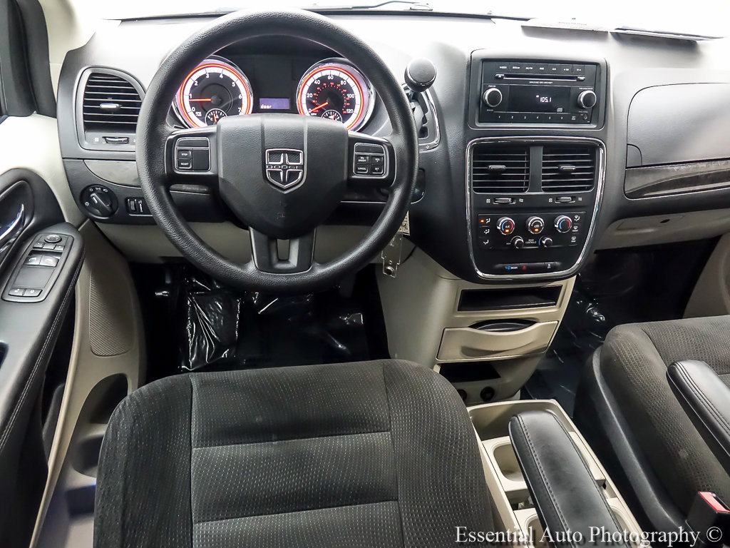 Used 2017 Dodge Grand Caravan SE FWD image 13