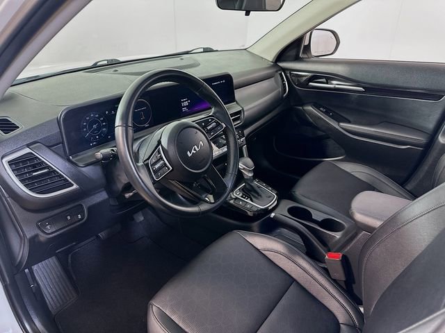 Used 2024 Kia Seltos EX image 12