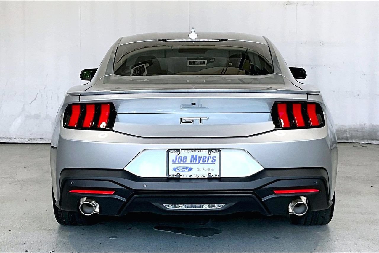 Certified 2025 Ford Mustang GT Premium RWD image 3