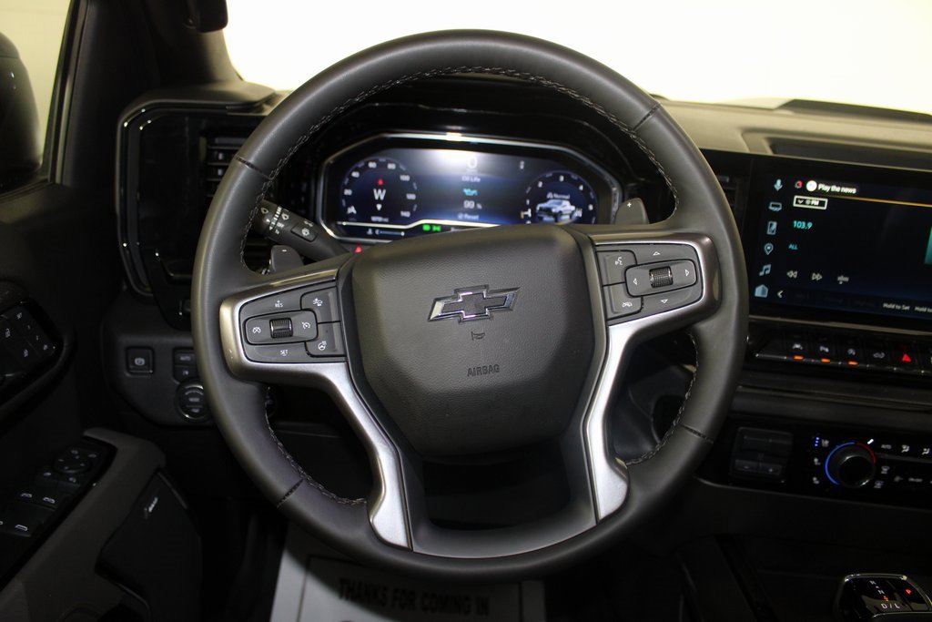 Used 2025 Chevrolet Silverado 1500 ZR2 w/ Technology Package image 16