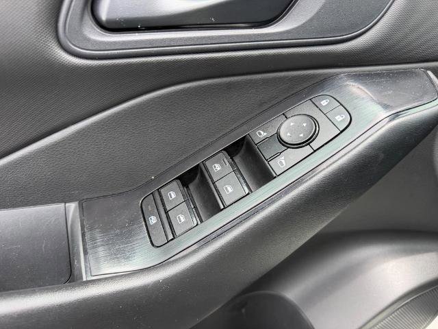Used 2024 Nissan Rogue S FWD image 18