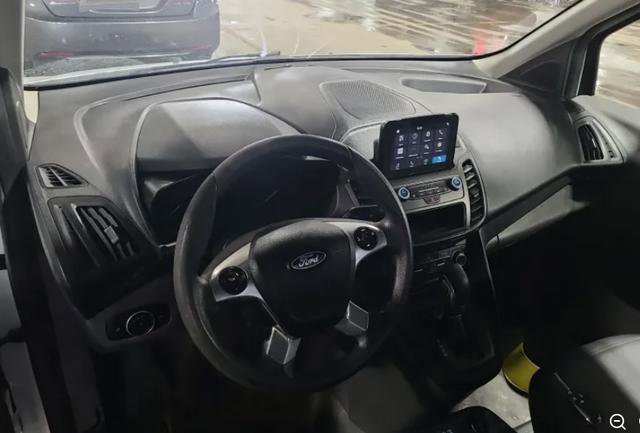 Certified 2019 Ford Transit Connect XLT image 5