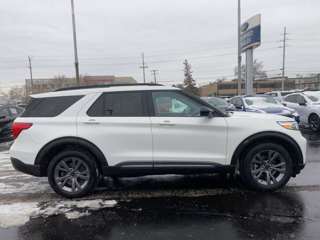 Certified 2023 Ford Explorer XLT w/ Equipment Group 202A image 2