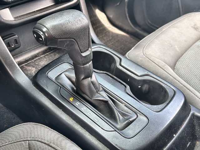 Used 2021 Chevrolet Colorado W/T w/ WT Convenience Package RWD image 19