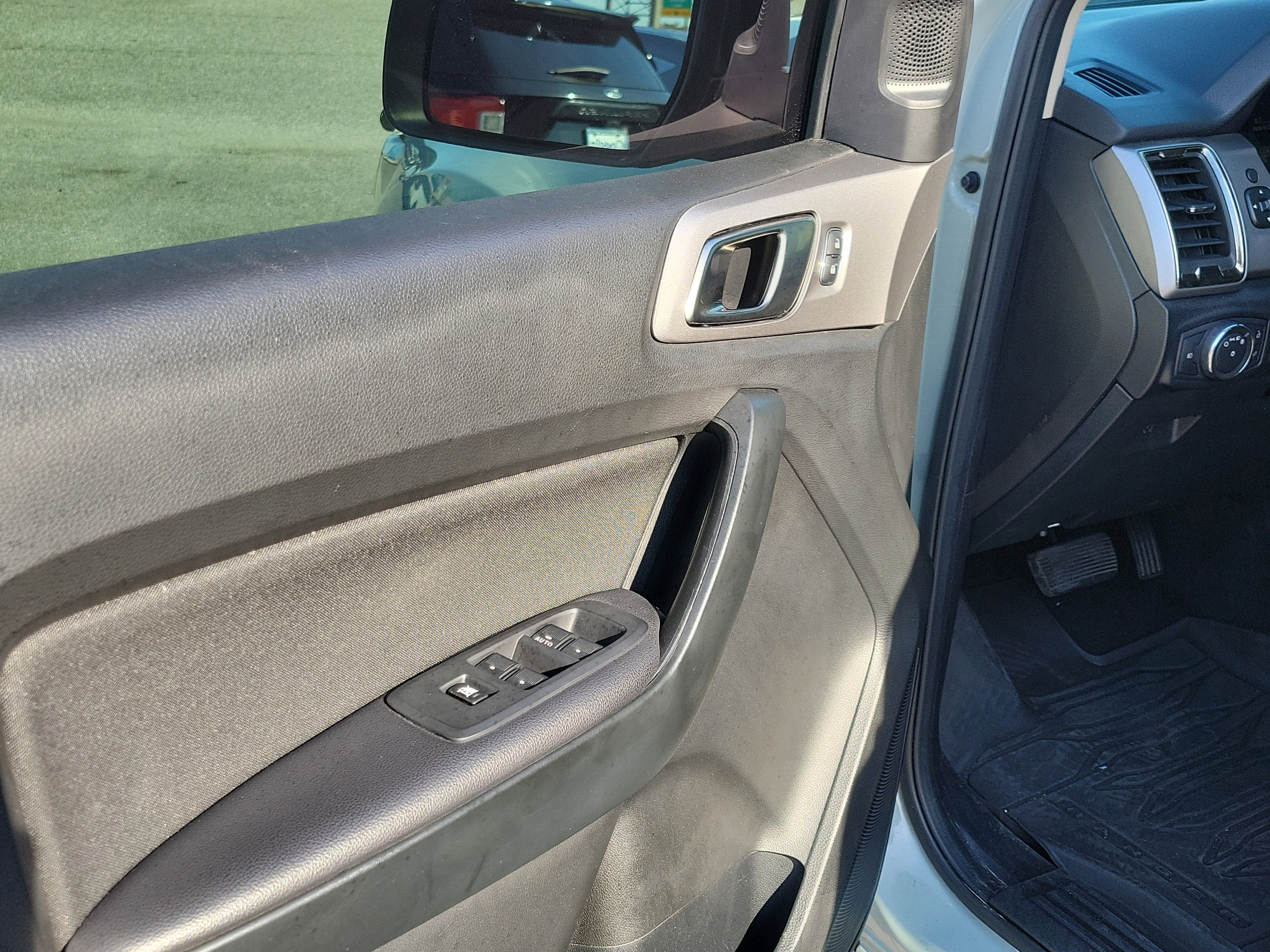 Certified 2022 Ford Ranger XLT w/ Equipment Group 301A Mid image 6