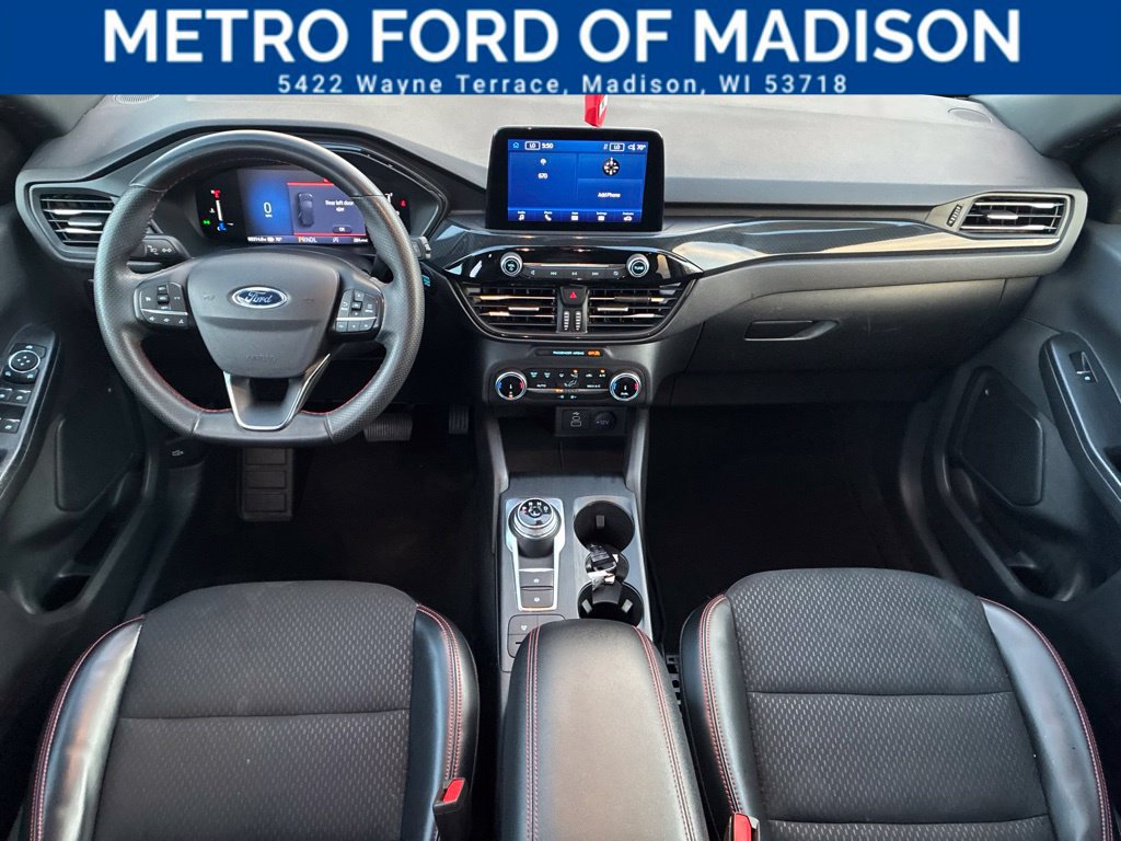 Certified 2025 Ford Escape ST-Line AWD/4WD image 14