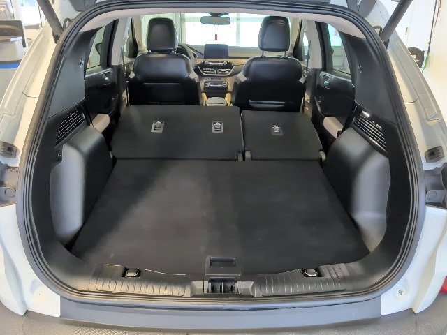 Certified 2020 Ford Escape Titanium image 31