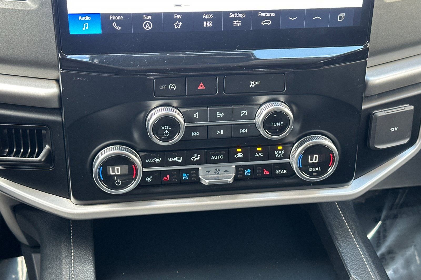 Certified 2024 Ford Expedition Max XLT image 20