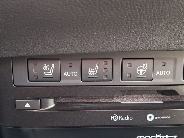 Used 2022 Lexus ES 300h w/ Accessory Package image 24