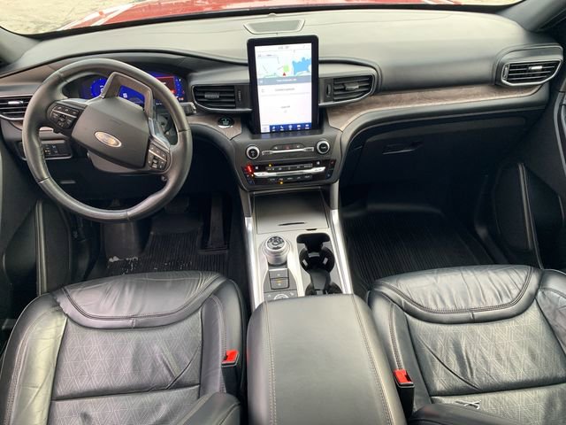Certified 2020 Ford Explorer Platinum w/ Premium Technology Package image 23