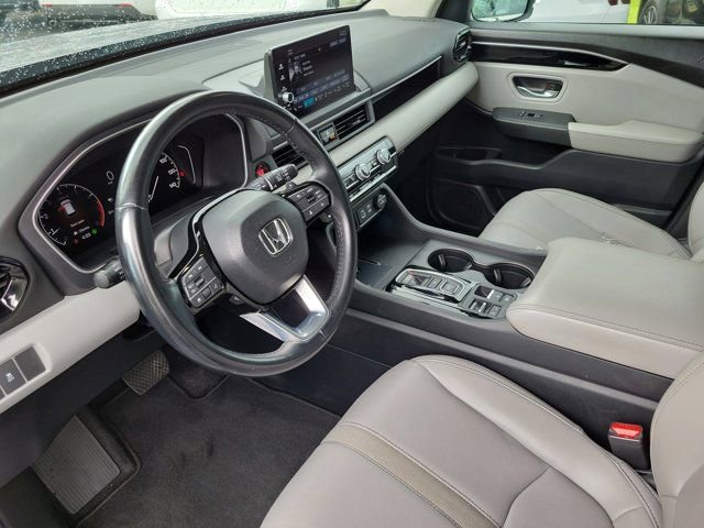 Used 2024 Honda Pilot EX-L image 16