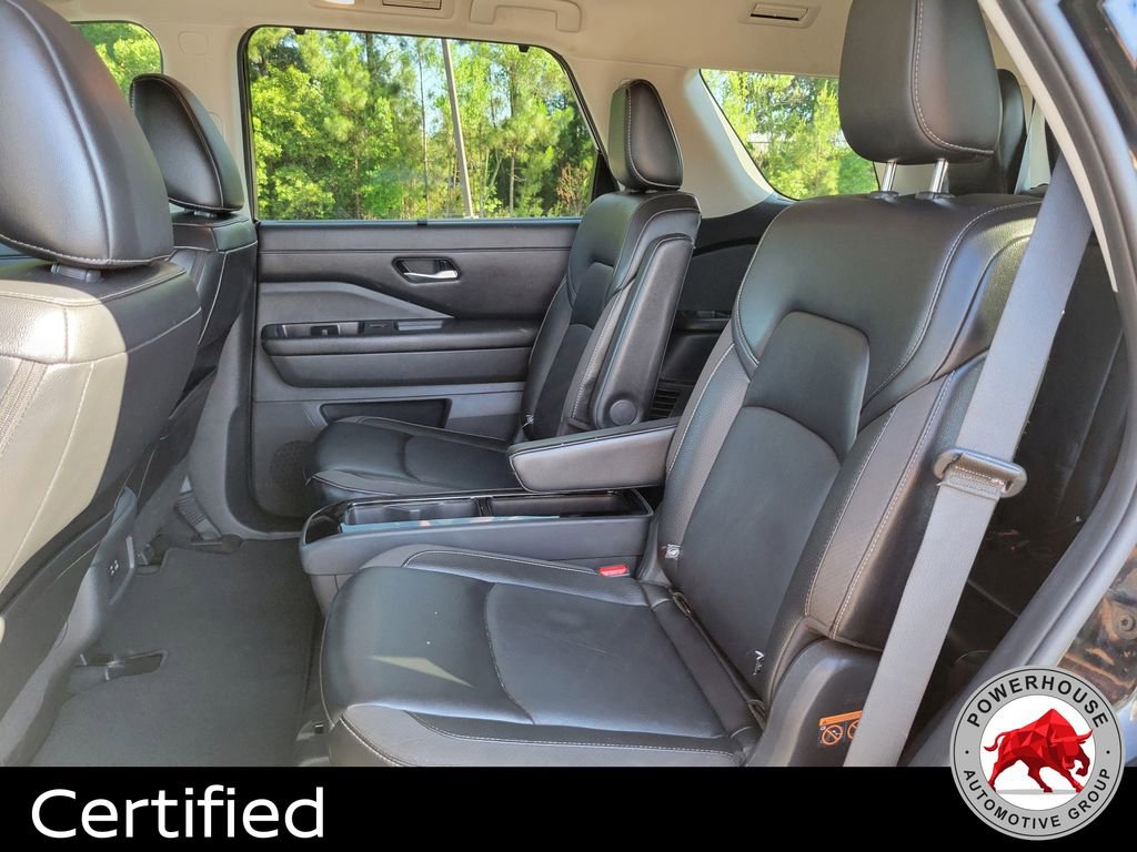 Used 2024 Nissan Pathfinder SL w/ SL Premium Package FWD image 16