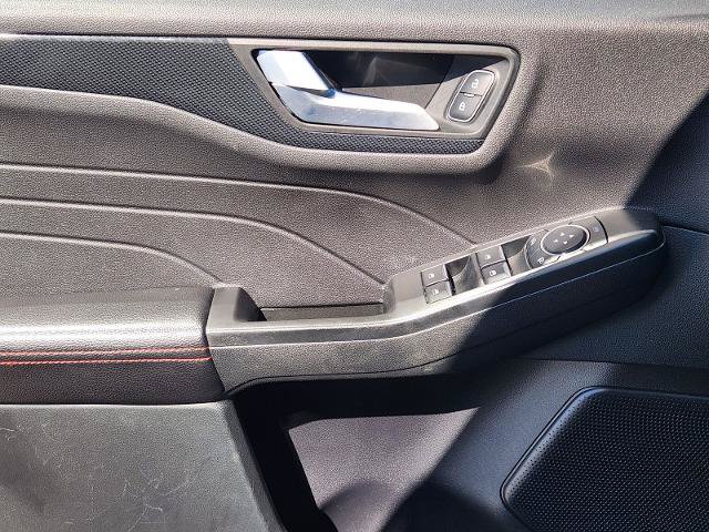 Certified 2025 Ford Escape ST-Line FWD image 22