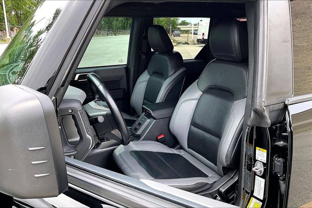 Certified 2024 Ford Bronco Big Bend w/ Sasquatch Package AWD/4WD image 23