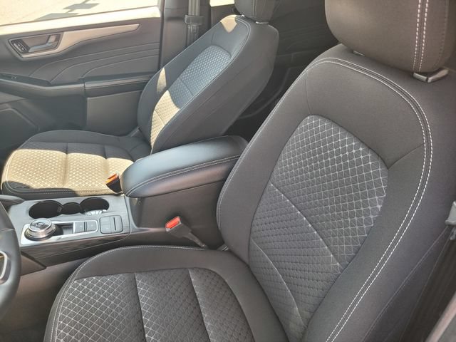 Certified 2023 Ford Escape Active w/ Cold Weather Package FWD image 11
