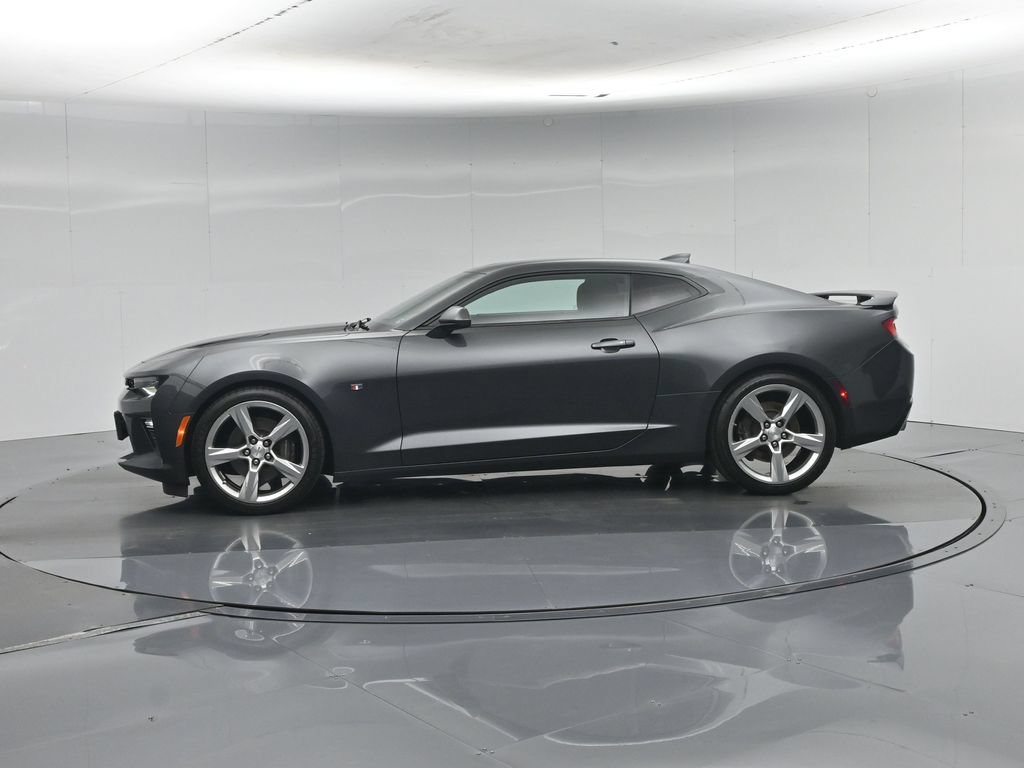 Used 2018 Chevrolet Camaro SS RWD image 30