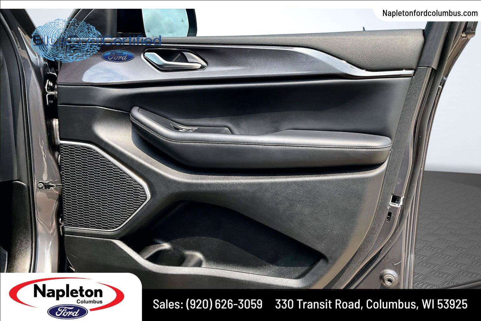 Used 2022 Jeep Grand Cherokee Laredo w/ Luxury Tech Group I AWD/4WD image 25
