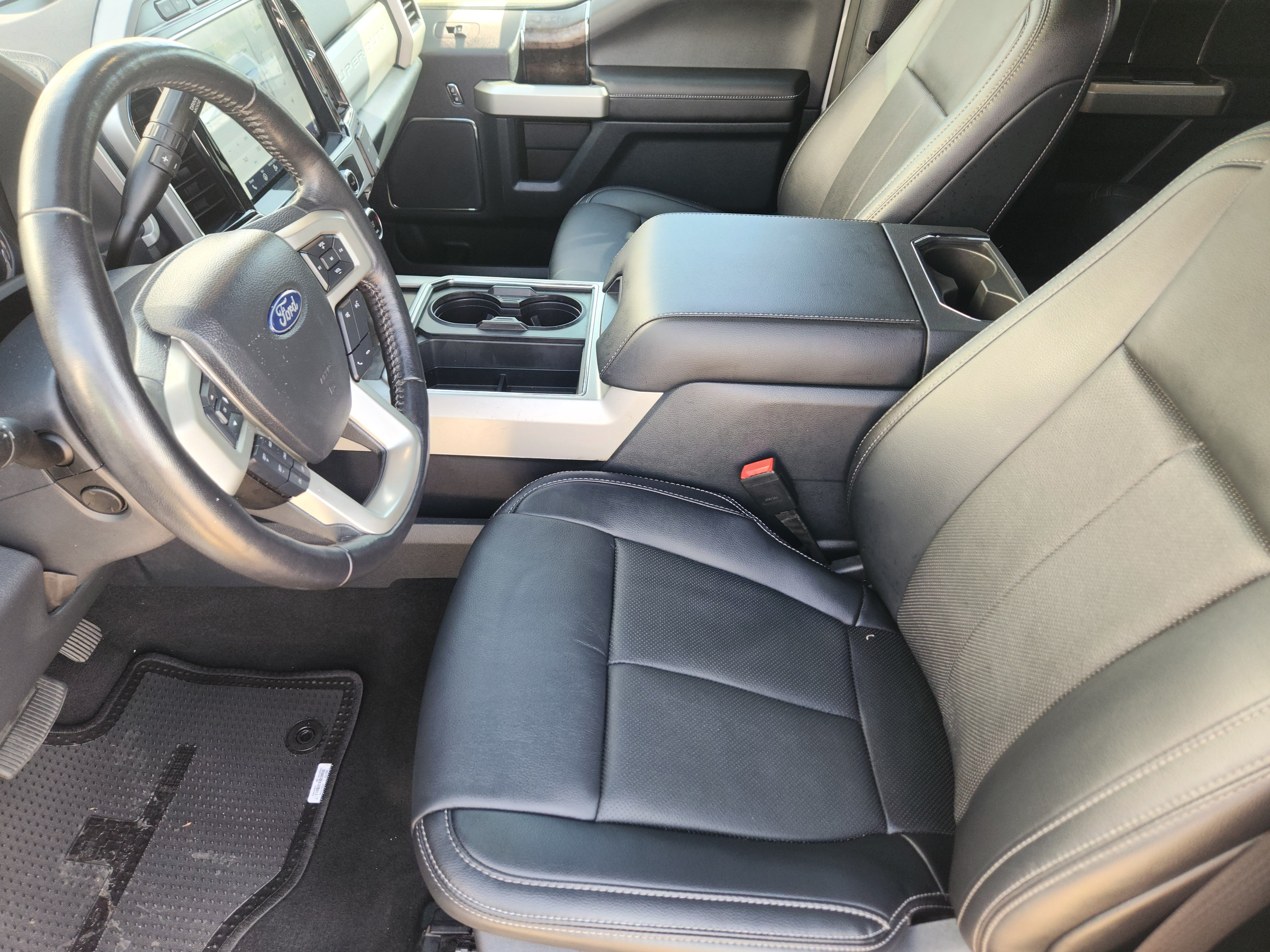 Certified 2022 Ford F250 Lariat w/ Lariat Ultimate Package AWD/4WD image 9