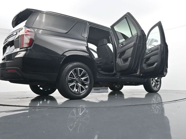 Used 2023 Chevrolet Tahoe Z71 w/ Luxury Package AWD/4WD image 43