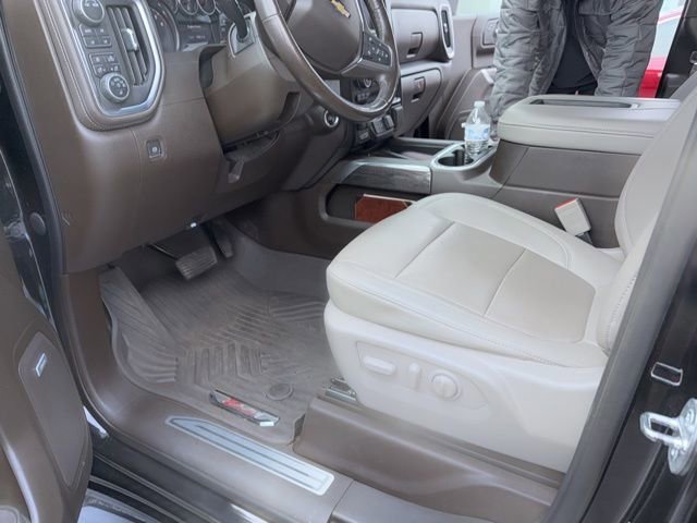 Used 2021 Chevrolet Silverado 1500 LTZ w/ LTZ Premium Texas Edition image 3