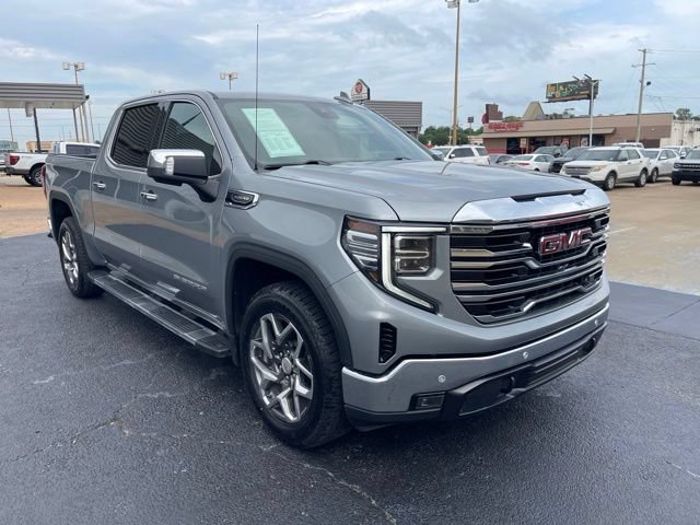 Used 2024 GMC Sierra 1500 SLT w/ SLT Premium Plus Package AWD/4WD image 11