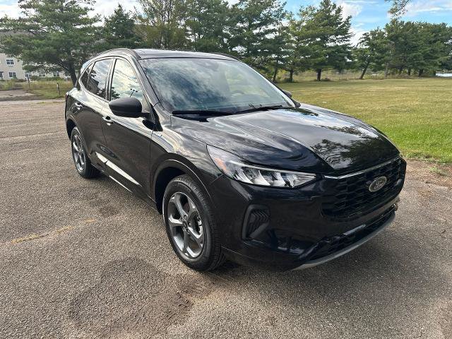 Certified 2023 Ford Escape ST-Line w/ Tech Pack #1 AWD/4WD image 26