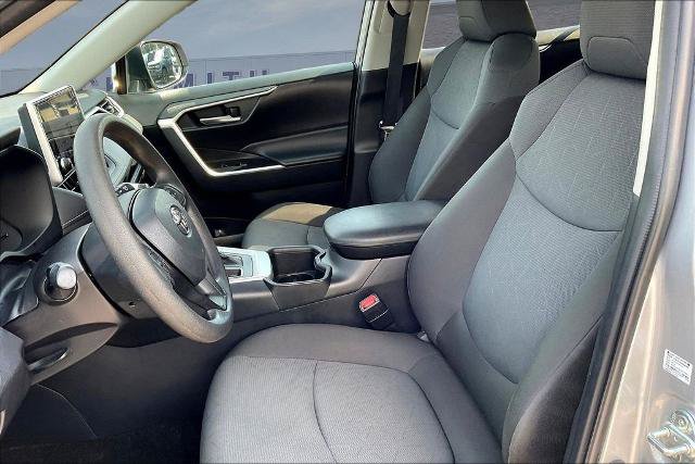 Used 2025 Toyota RAV4 XLE FWD image 21