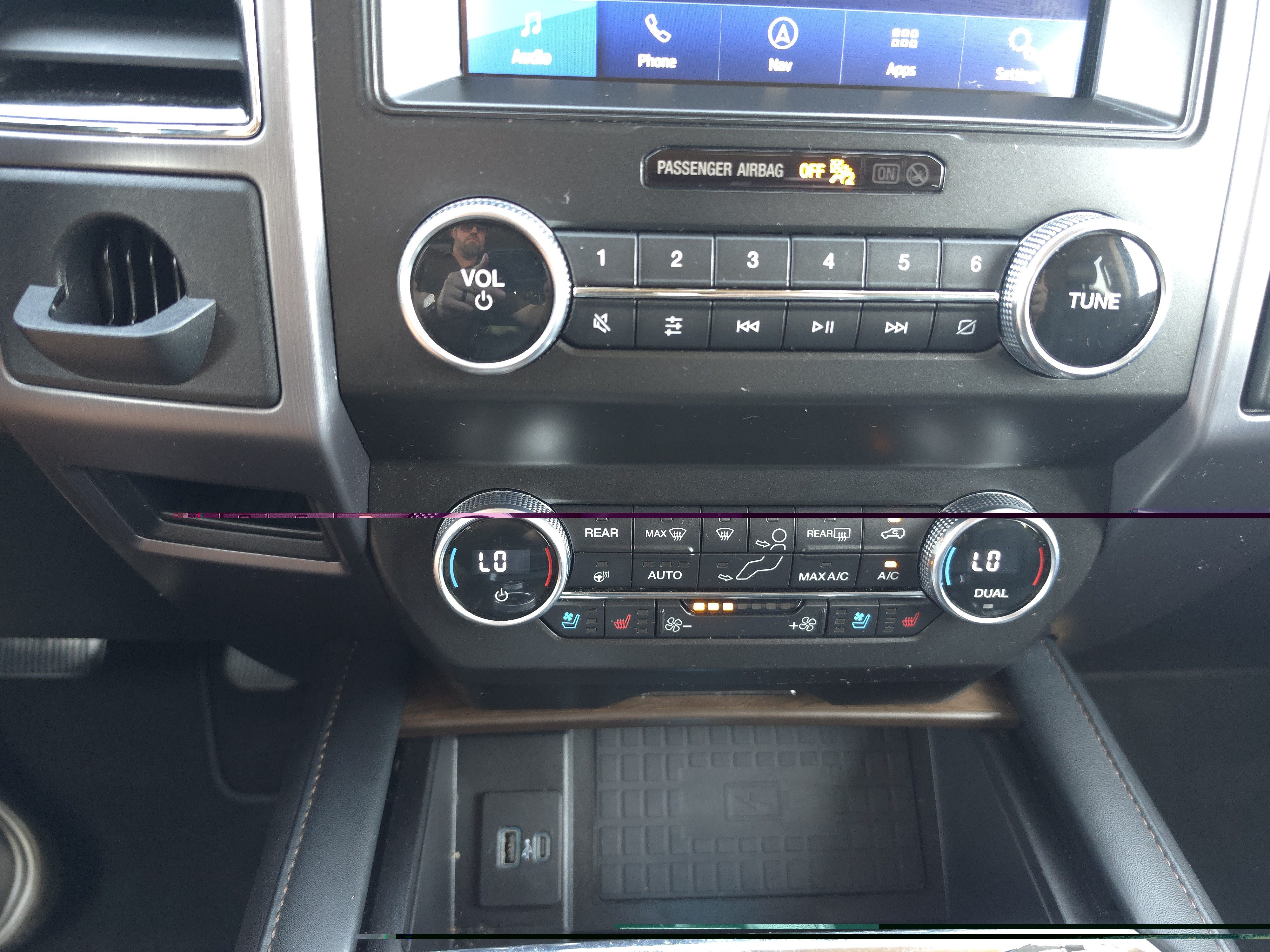 Certified 2021 Ford Expedition Max Platinum AWD/4WD image 11