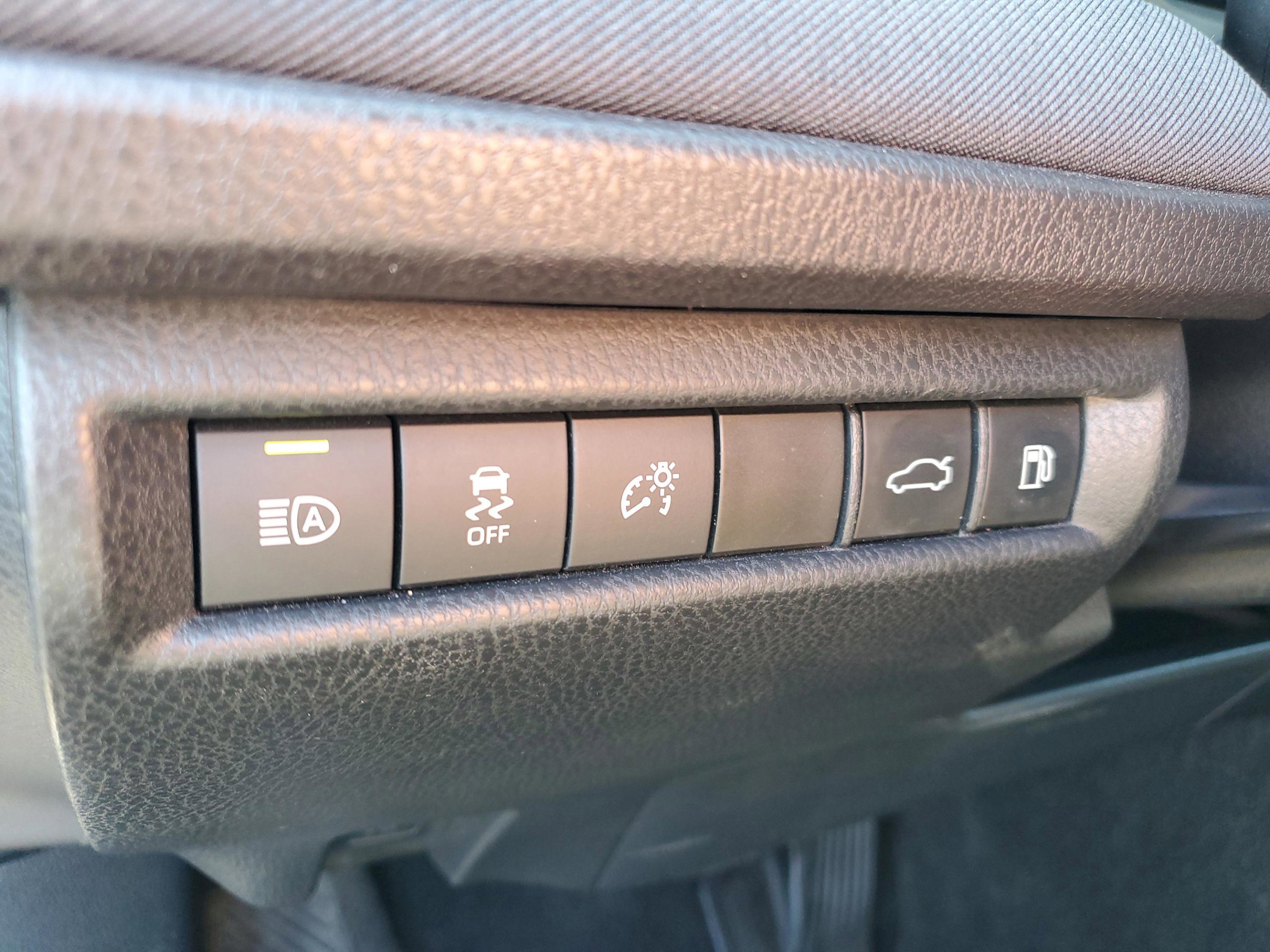 Used 2025 Toyota Camry LE image 23