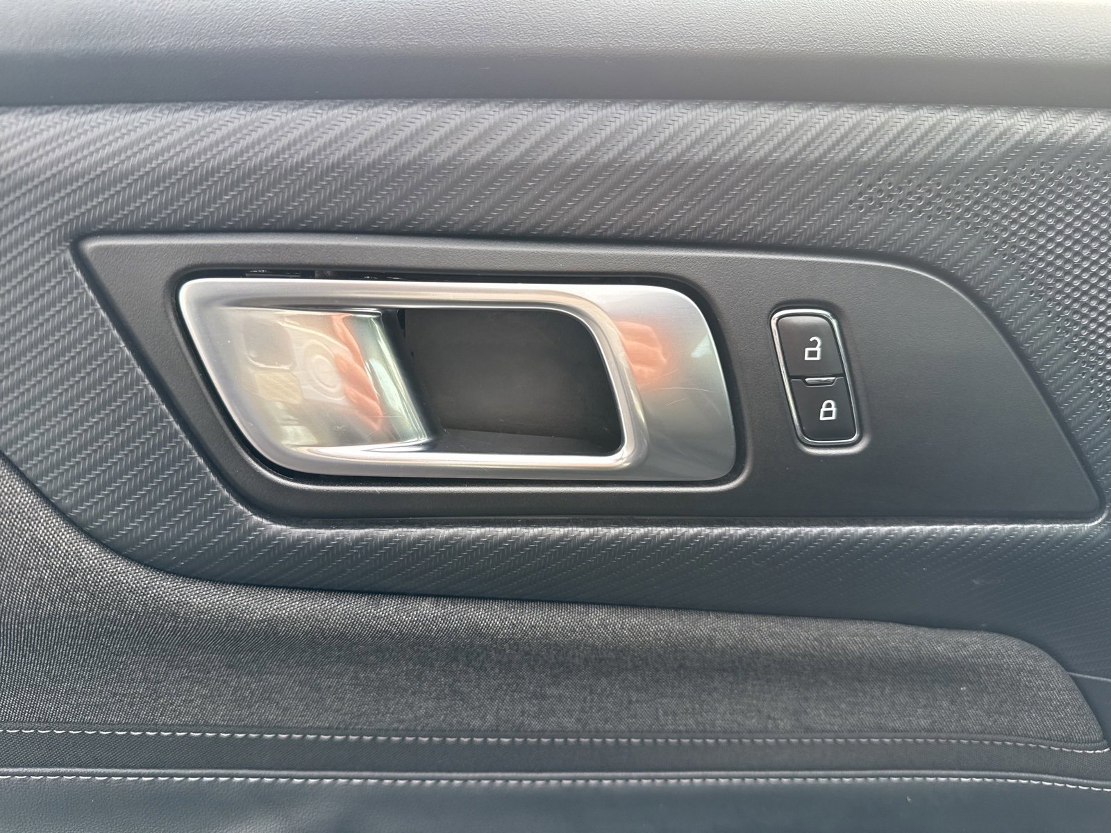 Certified 2024 Ford Mustang Convertible image 22