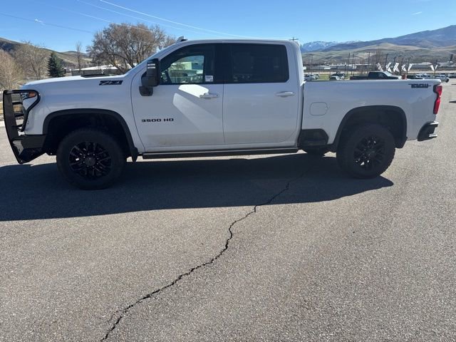 Used 2025 Chevrolet Silverado 3500 LTZ w/ LTZ Plus Package AWD/4WD image 3