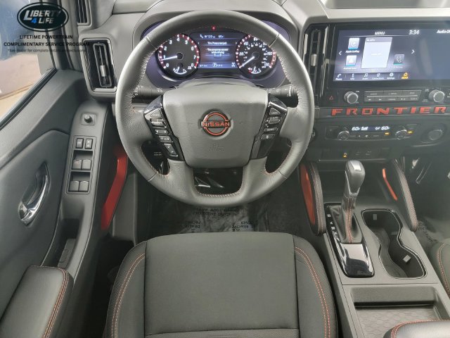 Used 2025 Nissan Frontier PRO-4X AWD/4WD image 28