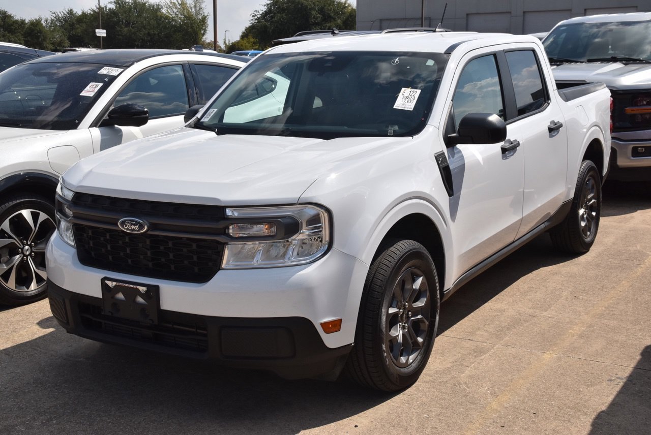 Certified 2024 Ford Maverick XLT w/ Equipment Group 300A Standard AWD/4WD image 2