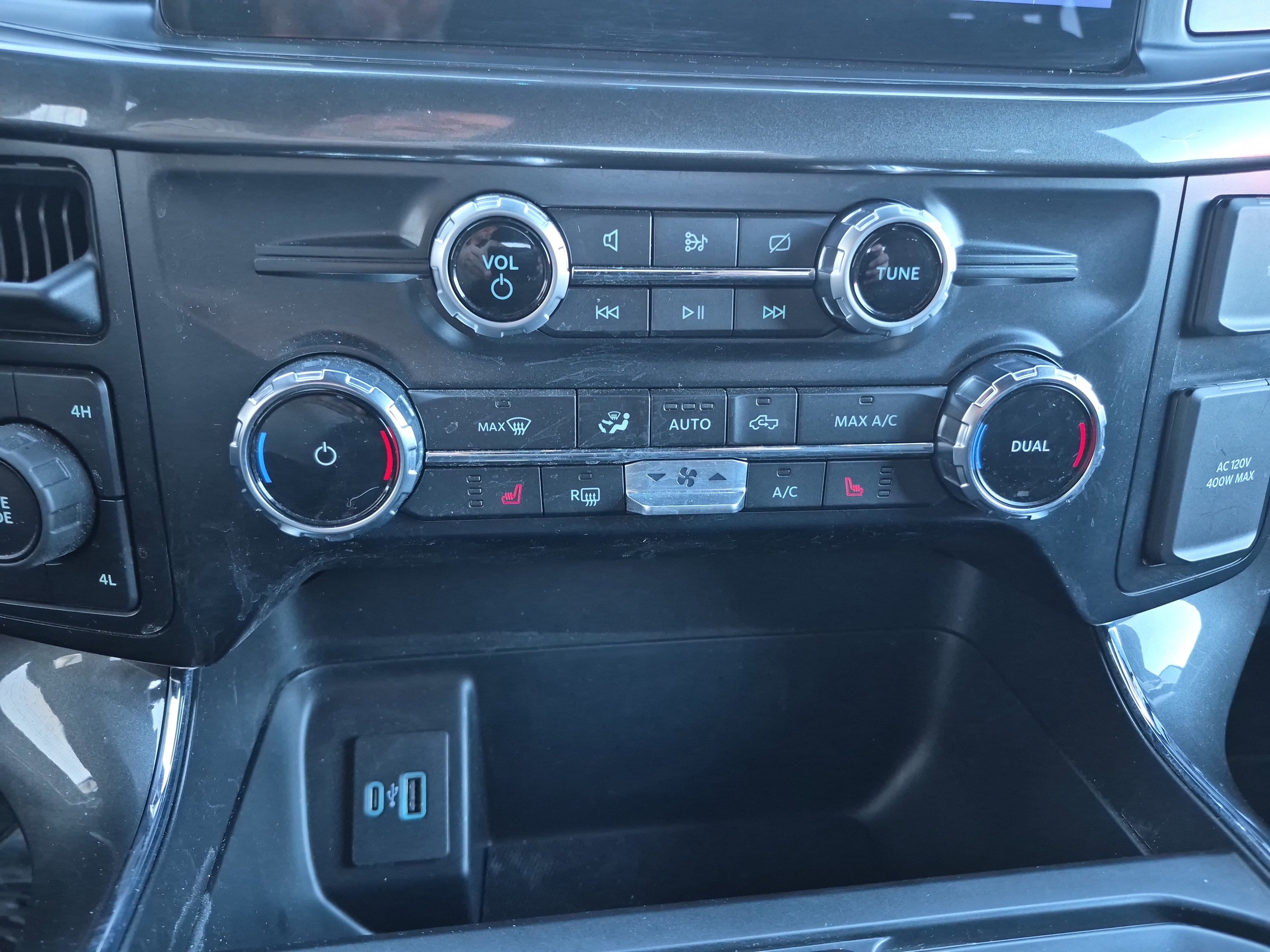 Certified 2023 Ford F150 XLT w/ Equipment Group 302A High image 35