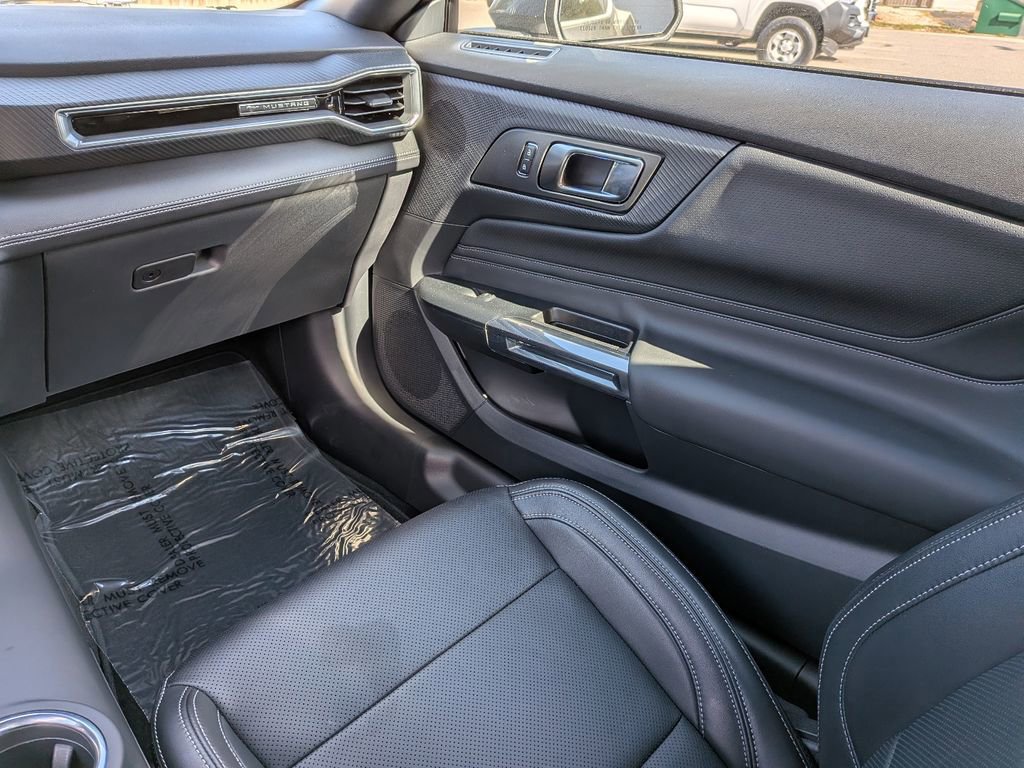 Certified 2025 Ford Mustang Premium image 16