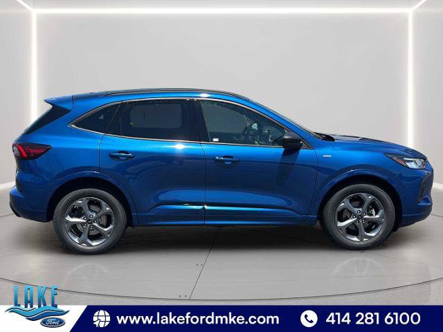 Certified 2023 Ford Escape ST-Line w/ Tech Pack #1 AWD/4WD image 8