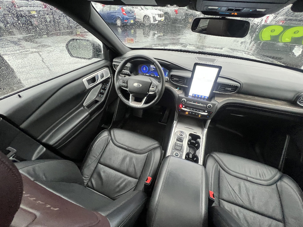 Certified 2020 Ford Explorer Platinum w/ Premium Technology Package image 21