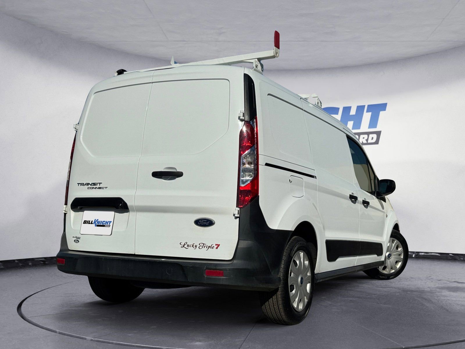 Certified 2022 Ford Transit Connect XL image 5