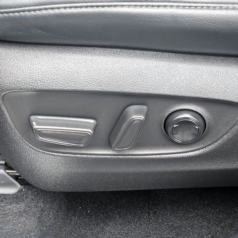 Used 2021 Toyota Highlander Limited image 13