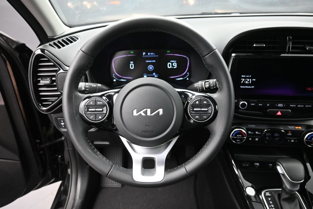 Used 2023 Kia Soul EX FWD image 28