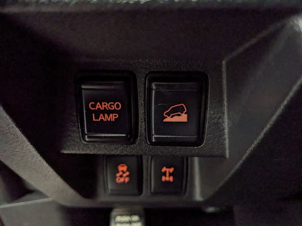 Used 2025 Nissan Frontier PRO-4X w/ Interior Protection Package AWD/4WD image 15