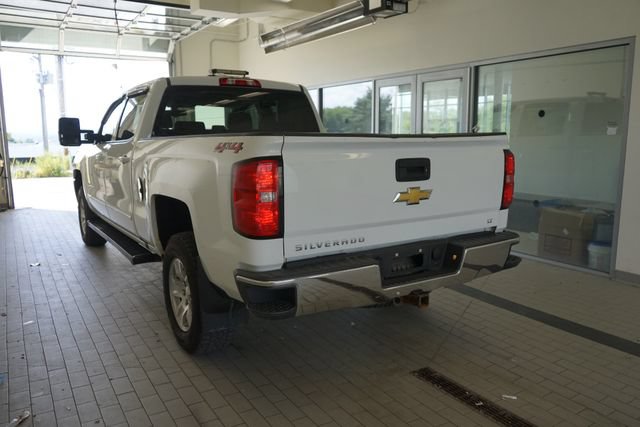Used 2018 Chevrolet Silverado 1500 LT w/ Trailering Package AWD/4WD image 9