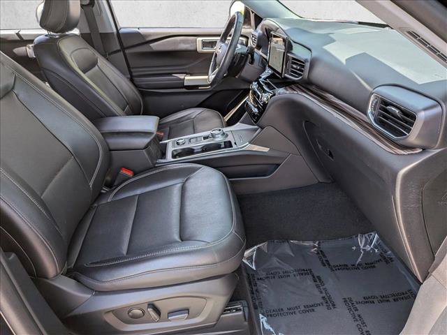 Certified 2021 Ford Explorer Limited w/ Equipment Group 301A image 22
