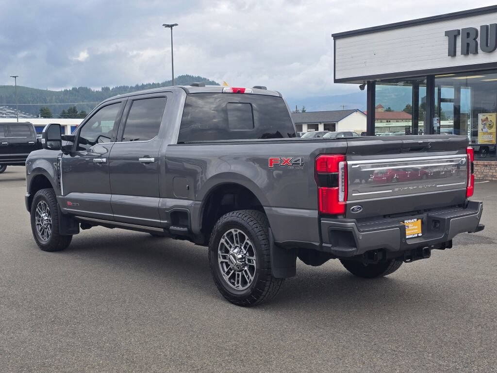 Certified 2025 Ford F350 Platinum w/ Platinum Plus Package AWD/4WD image 8